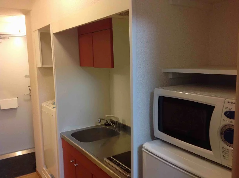 キッチン周辺になります。