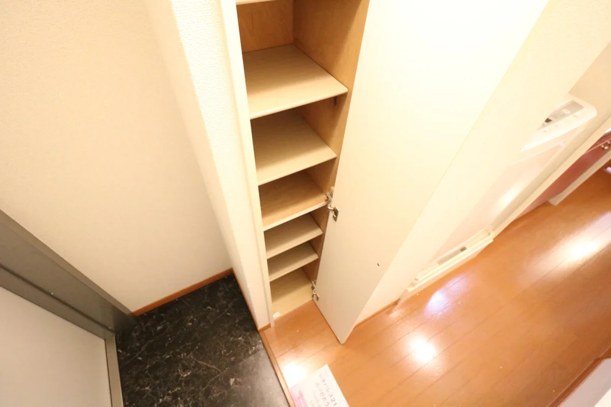 シューズボックス完備により女性でも安心