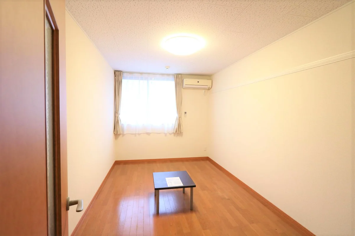 当社では希少なベッドなし物件！お好きなベッドが設置可能！