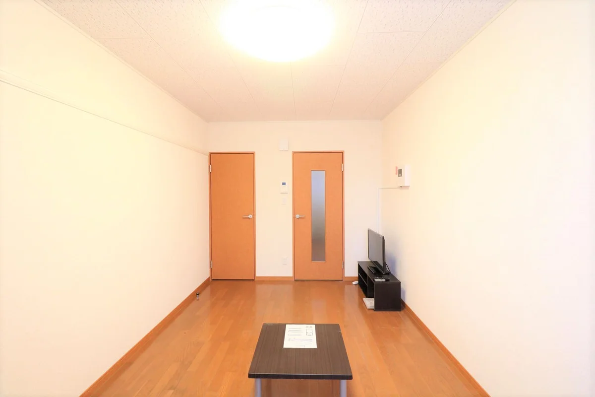 １Ｆはフローリング仕様・２Ｆは絨毯仕様になります。