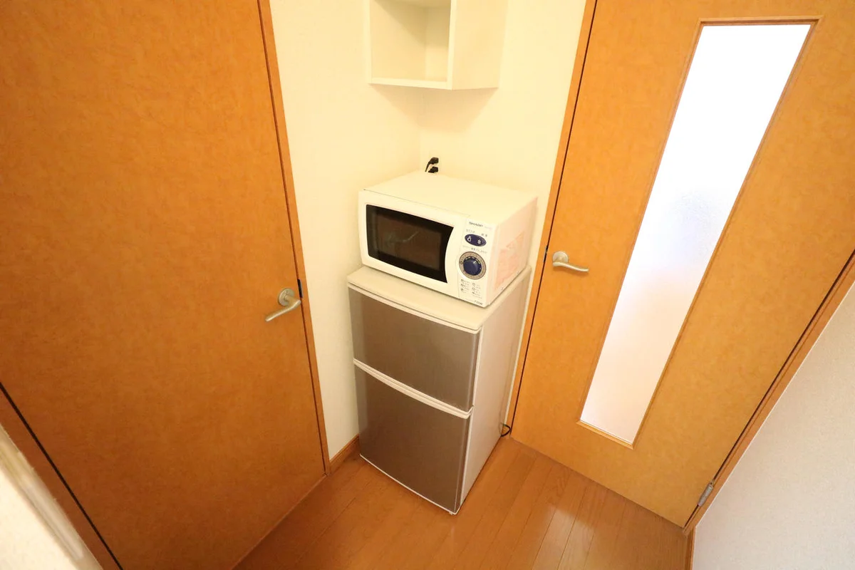 大型家具家電付きにより初めての一人暮らしの方も安心！