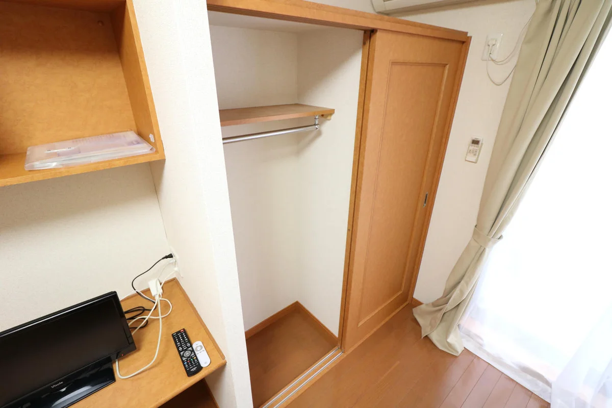 大型クローゼットにより女性の方でも収納が安心！