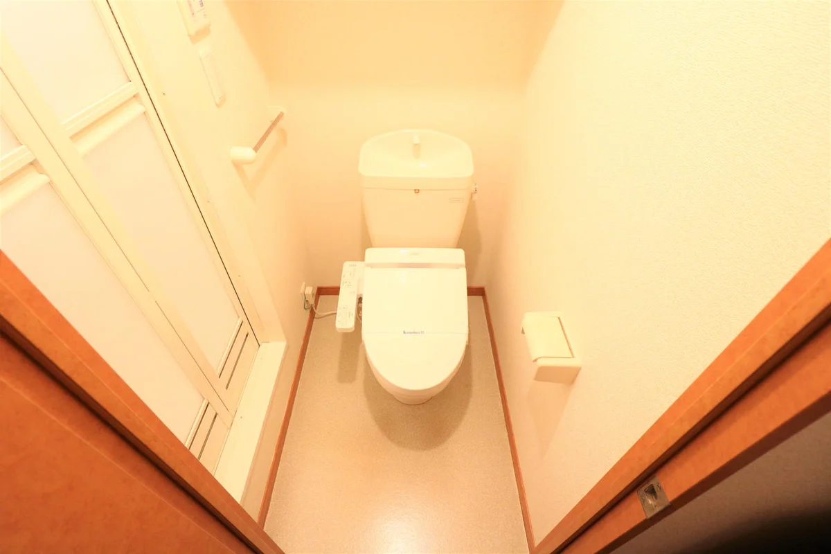 温水洗浄便座を完備しており快適な毎日を！