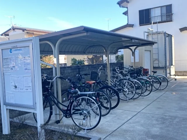 入居者様専用屋根付き駐輪場です。
