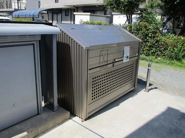 入居者様専用ゴミ庫です。