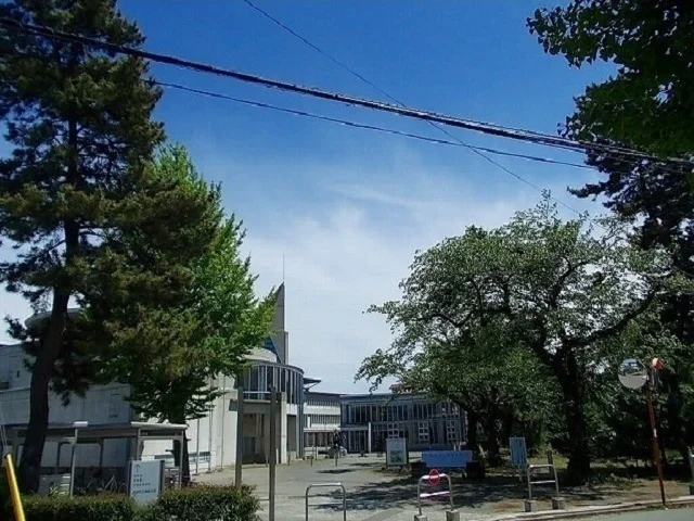 秋田公立美術大学まで1558m