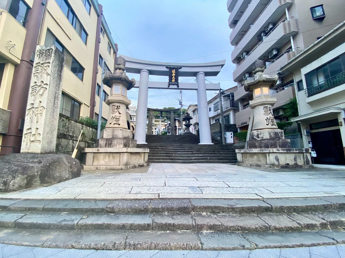 諏訪神社500ｍ