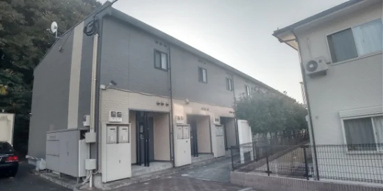 共用部分は清掃業者が清掃しています。