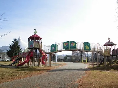 わくわくランドまで1550m