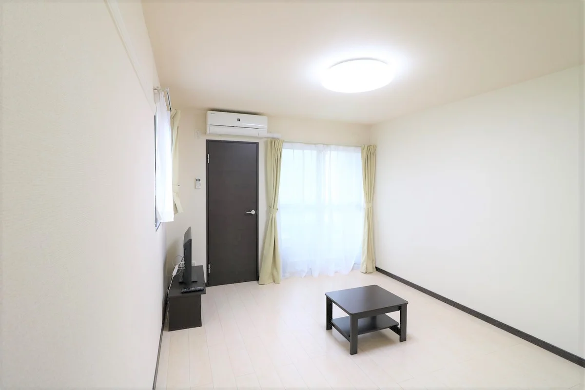 大型家具家電付きにより初めての一人暮らしの方も安心！