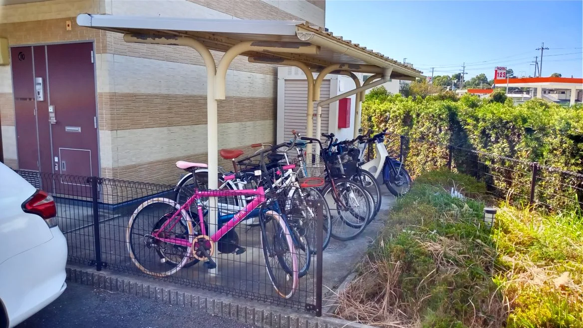 屋根付き駐輪場