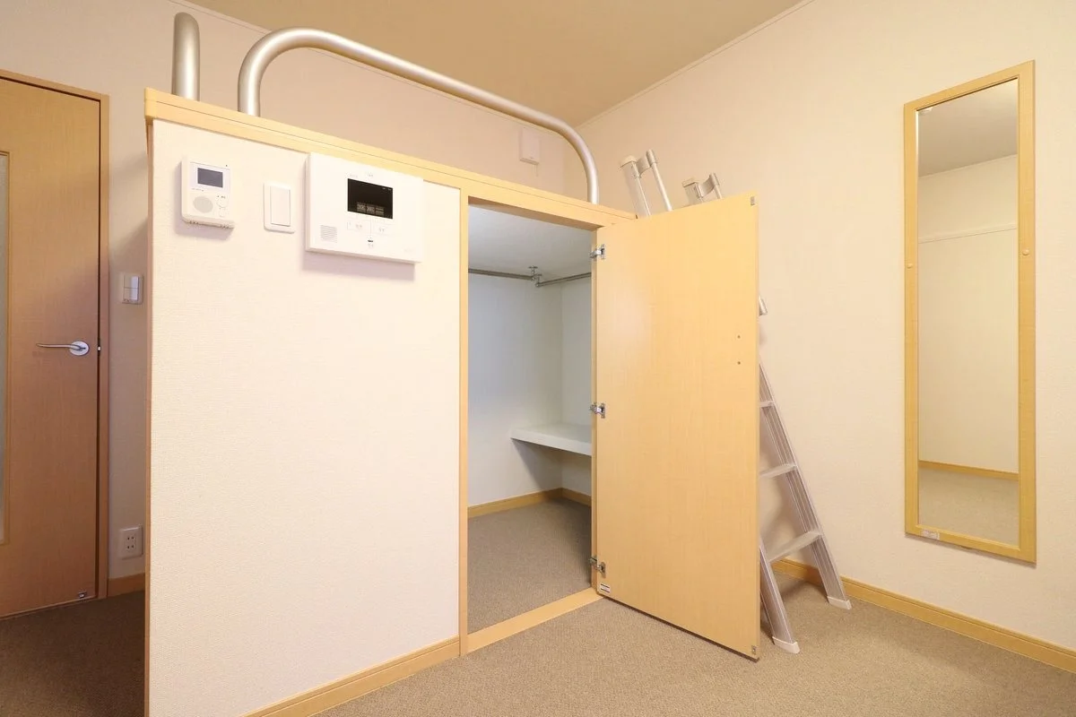 ウォークインクローゼット付！お部屋もすっきり片付けられます