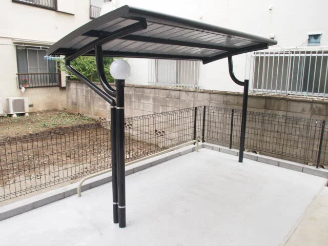 屋根付き駐輪場