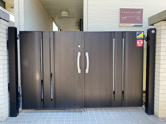 オートロックゲート付き。