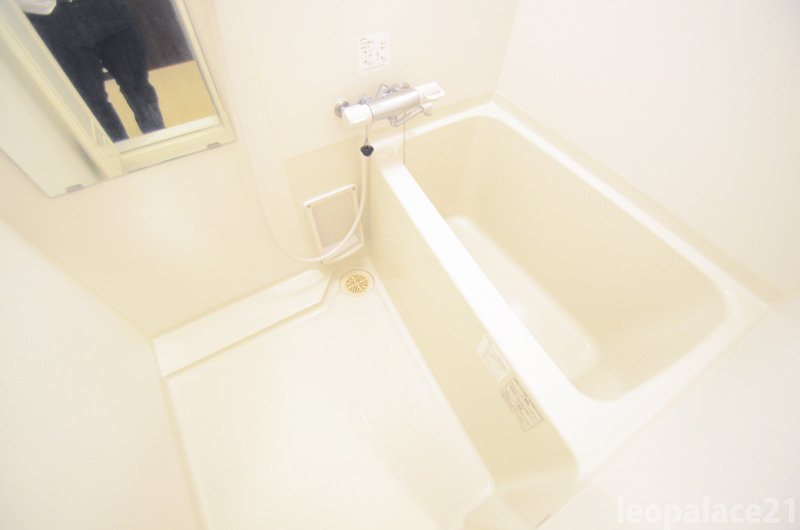 設備・使用は号室により異なる為、現況を優先致します。