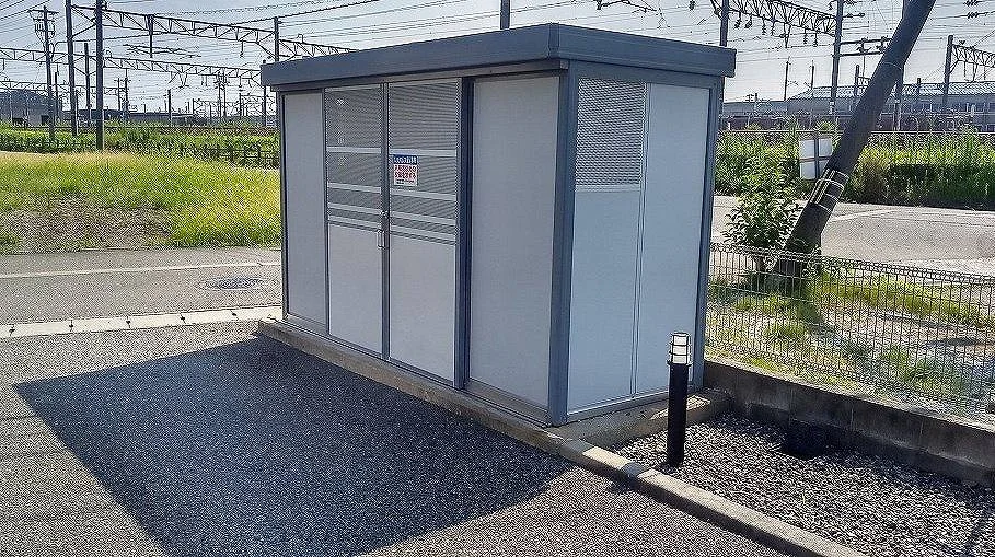 ゴミ用倉庫