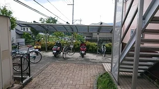 屋根付駐輪場