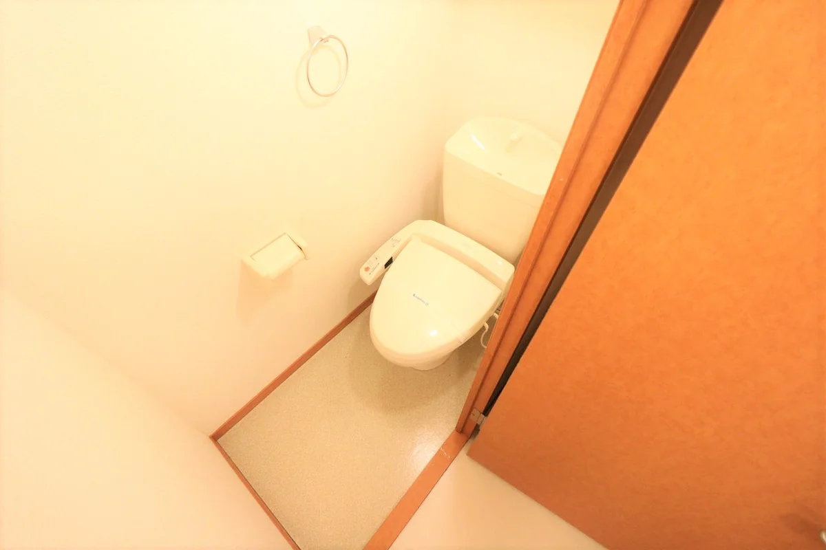 温水洗浄便座を完備しており快適な毎日を！