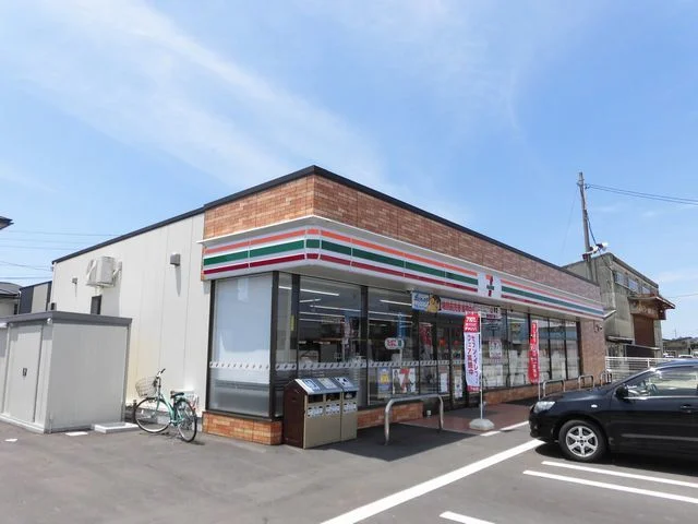 セブンイレブン由利本荘蓼沼店まで300m