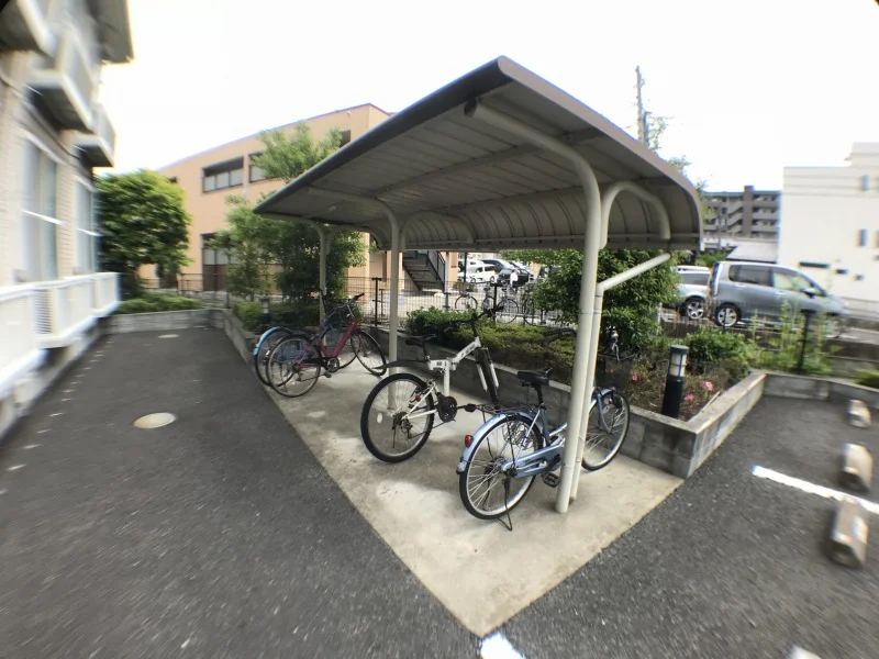 屋根付き駐輪場