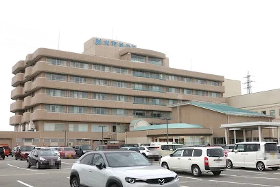 射水市民病院まで車で9分