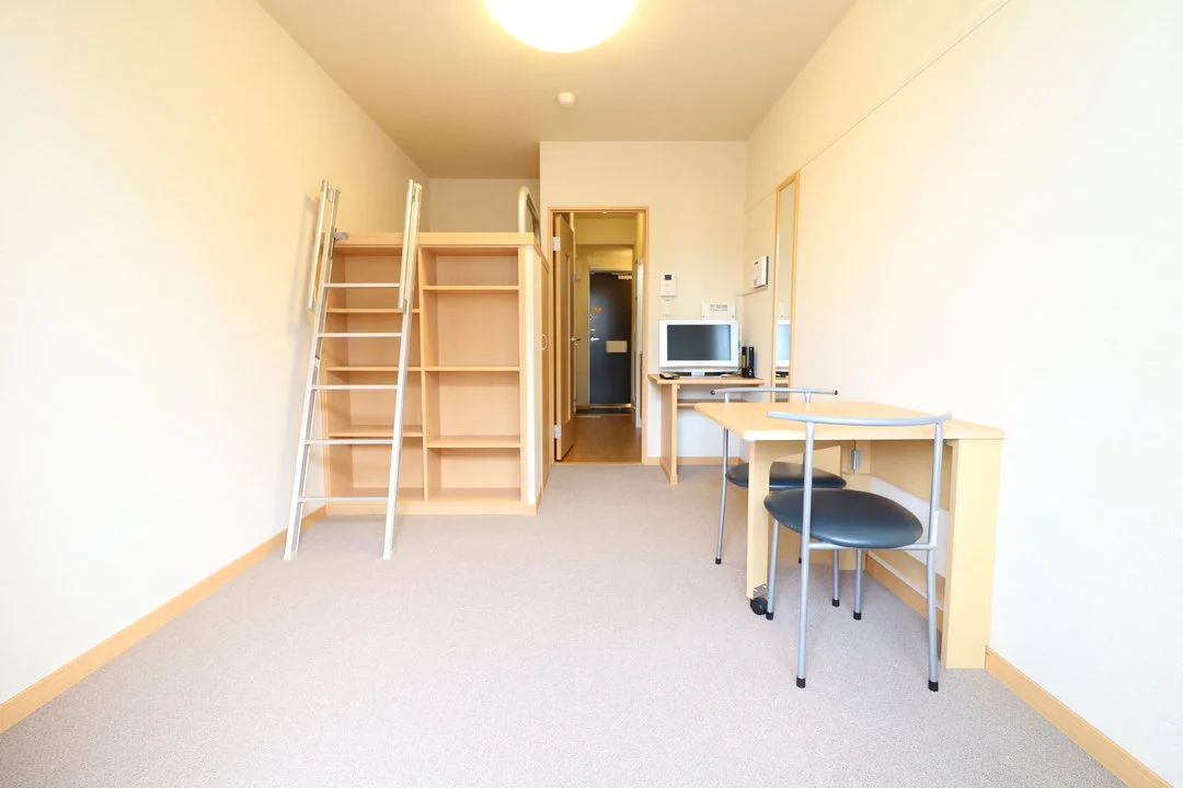 ハイベットタイプのお部屋。女性人気の高いお部屋です♪