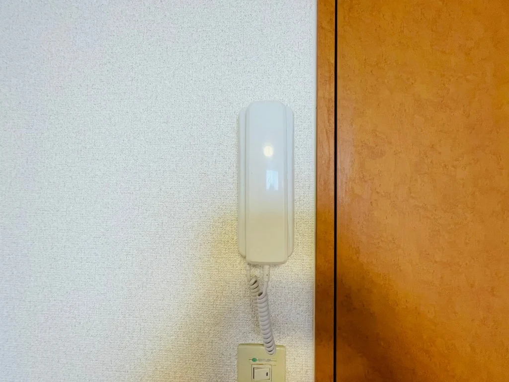 インターフォン