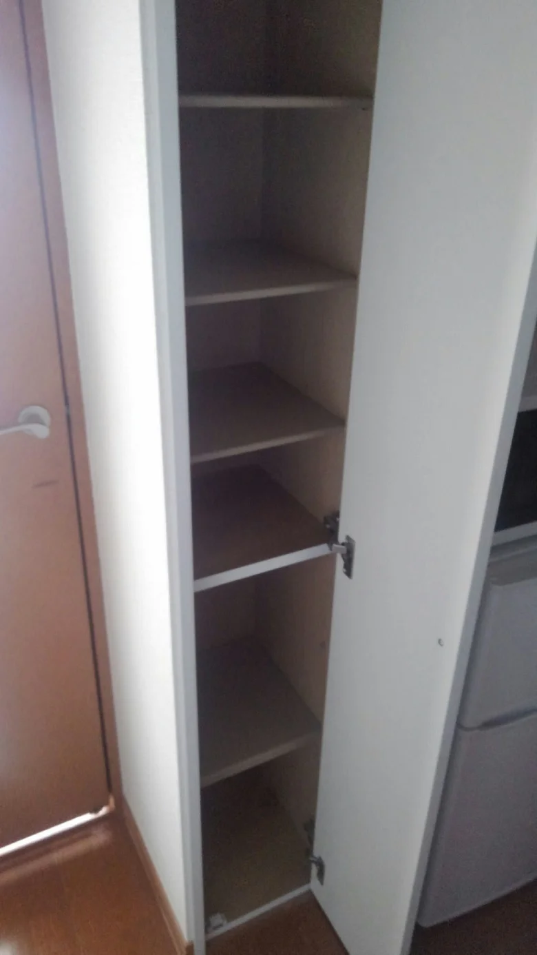 シューズボックスになります。