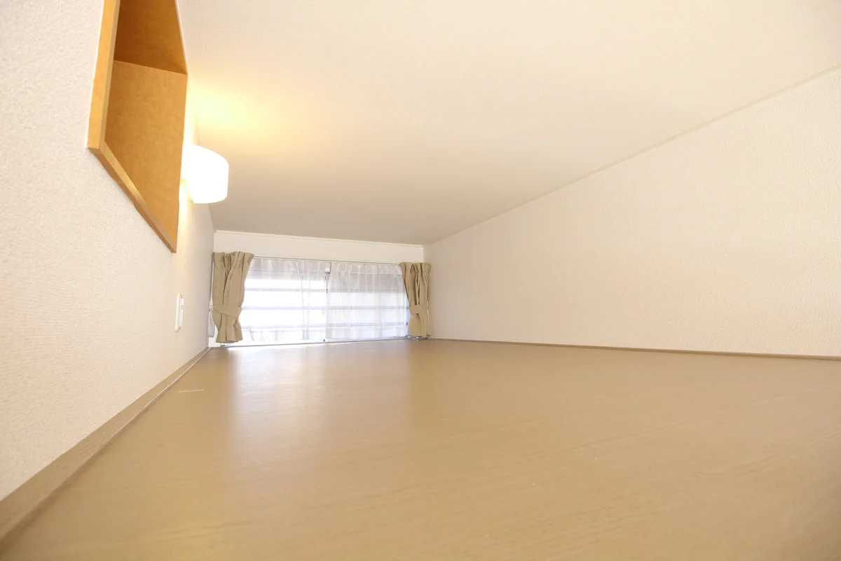 奥行きのあるロフト内部♪