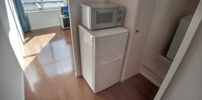 冷蔵庫、電子レンジ、洗濯機完備！すぐ生活できます！