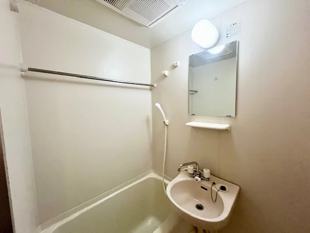 設備・仕様は号室により異なる為、現況を優先いたします。