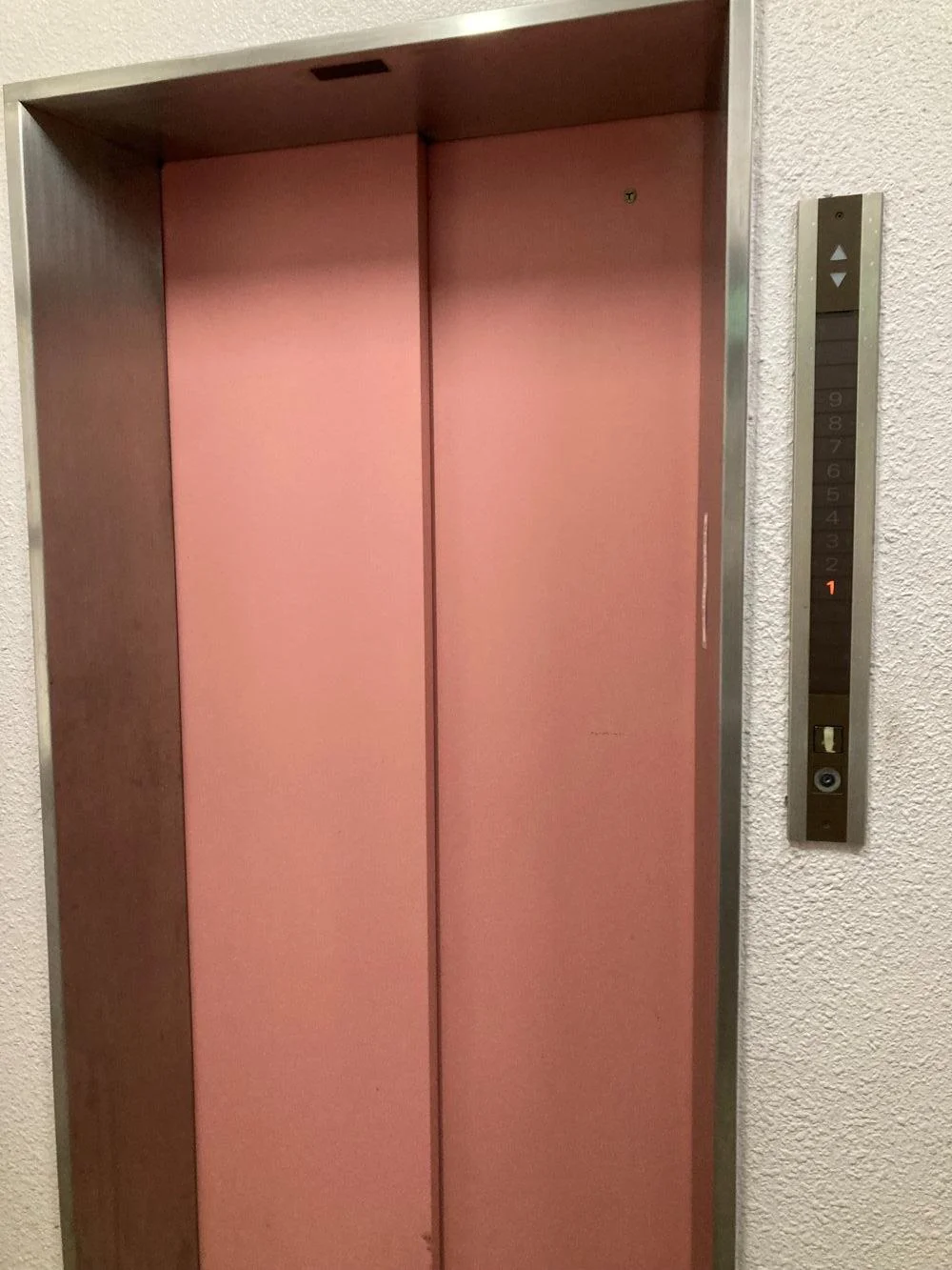 エレベーター付き