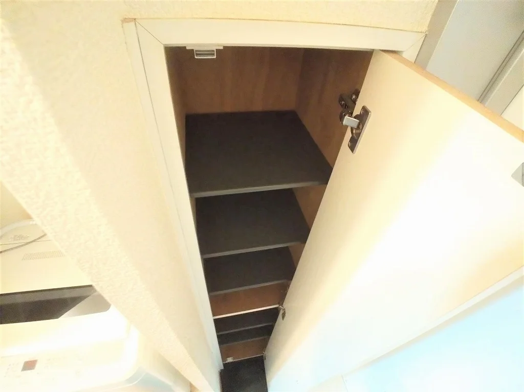 シューズボックス