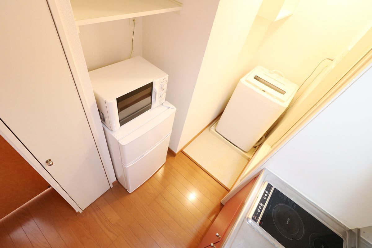 大型家具家電付きにより初めての一人暮らしの方も安心
