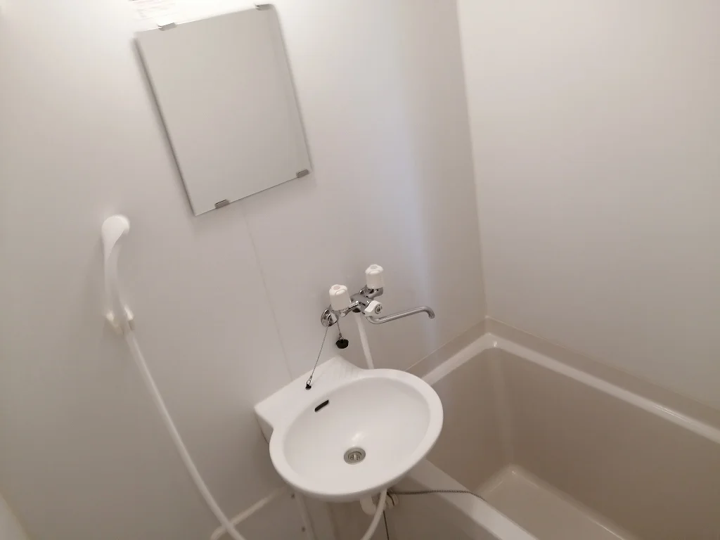 設備・仕様は号室により異なる為、現況を優先致します。