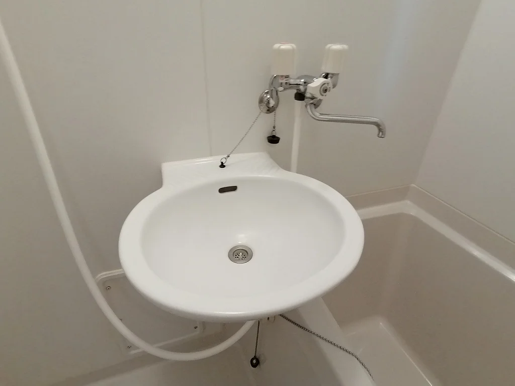 設備・仕様は号室により異なる為、現況を優先致します。