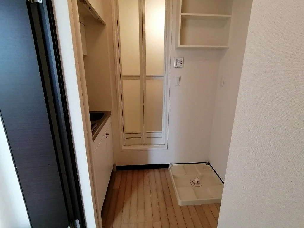 設備・仕様は号室により異なる為、現況を優先致します。