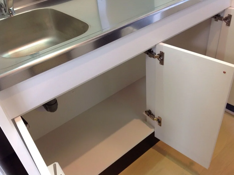 同タイプ物件の写真です。シンク下の収納