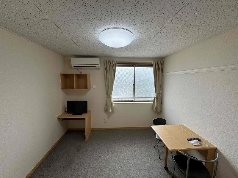 ※同タイプ部屋の写真となります