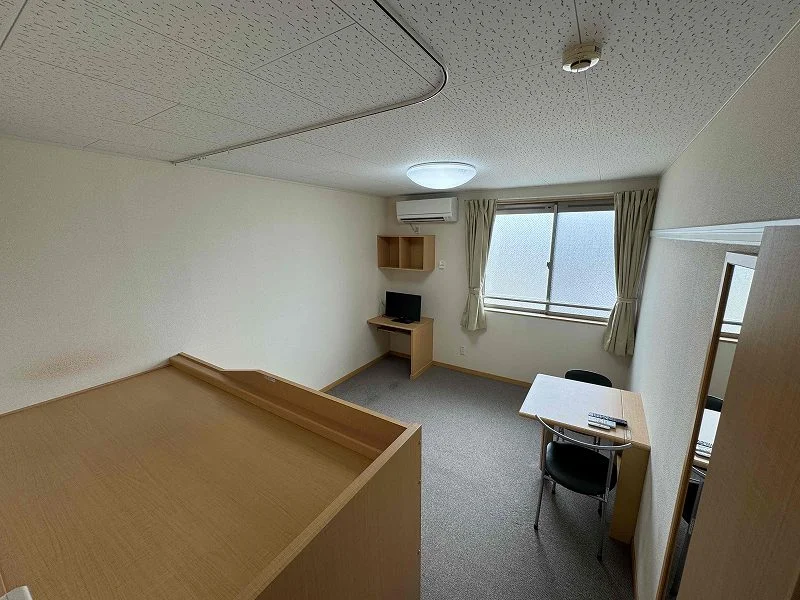 ※同タイプ部屋の写真となります