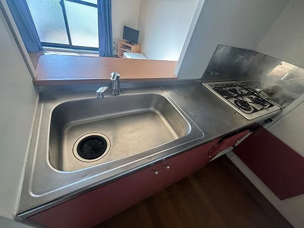 各部屋によってコンロ口は異なります。現地にてご確認ください