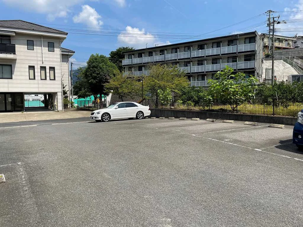 設備・仕様は号室により異なる為現況を優先致します。