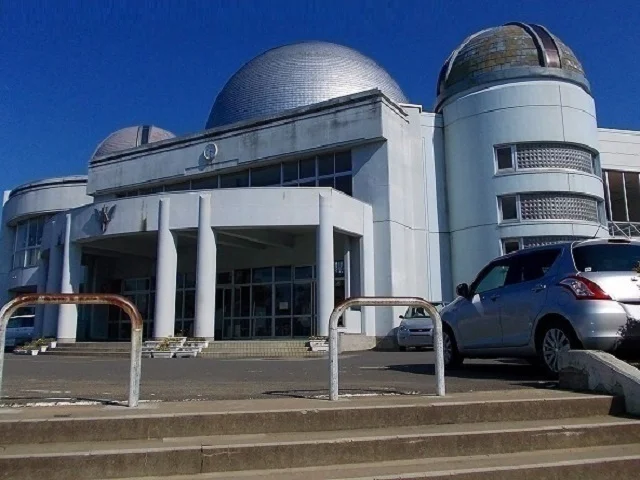 秋田市立御所野小学校まで1600m