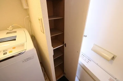 シューズボックスも付いて玄関もすっきりです。