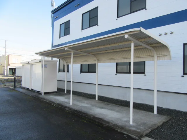 屋根付き駐輪場