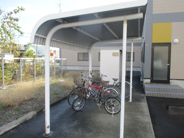 屋根付き駐輪場