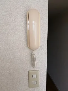 インターホン