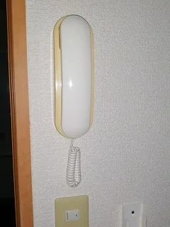 インターホン