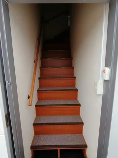 ２階玄関