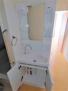 独立洗面台